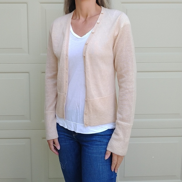 anthropologie MOTH pale peach mohair cardigan S M - Picture 5 of 9